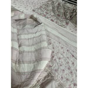 Vintage Simply Shabby Chic Patchwork Floral Quilt 80x82”